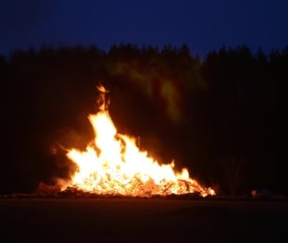 Seeker-sensitive churches and wrestling with wet wood